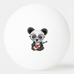 Baby Panda speelt Japanse vlag Guitar Pingpongbal