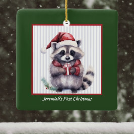 Baby Raccoon Holding Gift Kind's Eerste Kerstmis Keramisch Ornament