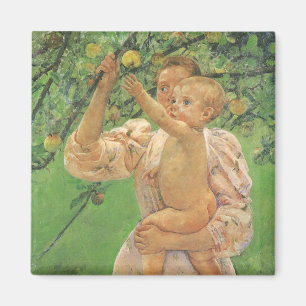 Baby Reaching for an Apple van Mary Cassatt Magneet