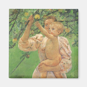 Baby Reaching voor een Apple van Mary Cassatt Magneet