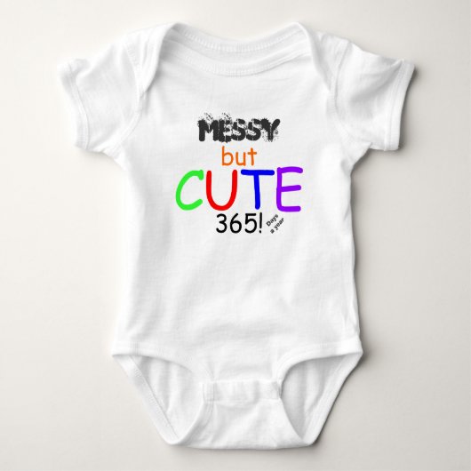 Baby Rommelig Maar Schattig Humor Romper (Voorkant)
