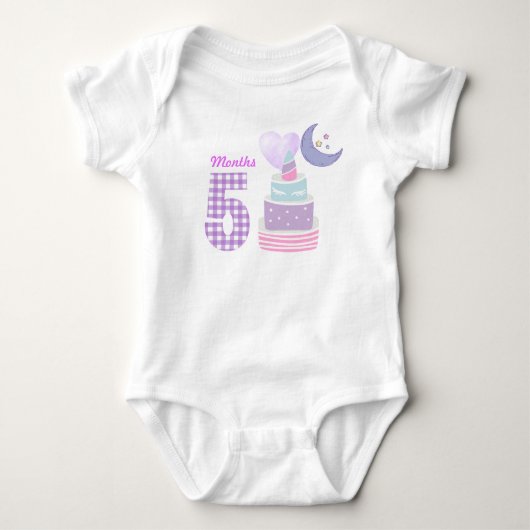 Baby romper van vijf maanden (Voorkant)