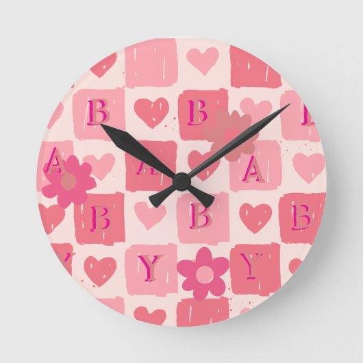 Baby roze hart ronde klok (Voorkant)