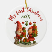 Baby’s First Christmas - Cute Holiday Gnomes Keramisch Ornament (Voorkant)