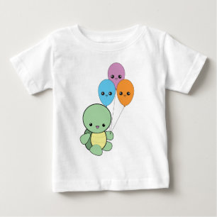 Baby schildpad met kawaï-ballonnen.