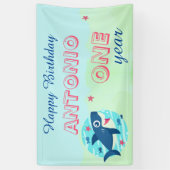 Baby Shark oceaan blauw schattig kinder Happy Birt Spandoek (Verticaal)