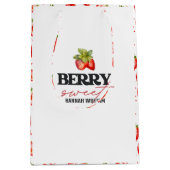 Baby shower Berry Sweet Strawberries Medium Cadeauzakje (Voorkant)