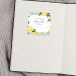 Baby shower Bladplaat Vierkante Sticker<br><div class="desc">Een geweldige toevoeging voor de eerste bibliotheek van de Baby of het gebruik als gepersonaliseerd Dit Boek behoort tot de Sticker. Paar met onze matching brengt een boekenkaart aan die gevonden wordt in de Adore Paper Co shop op Zazzle.</div>
