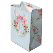 Baby shower Bloemenpatroon Kam Regency boog blauw Medium Cadeauzakje (Achterkant Gekanteld)