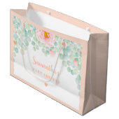 Baby shower Eucalyptus Foliage Floral Peach Sage Groot Cadeauzakje (Voorkant Gekanteld)