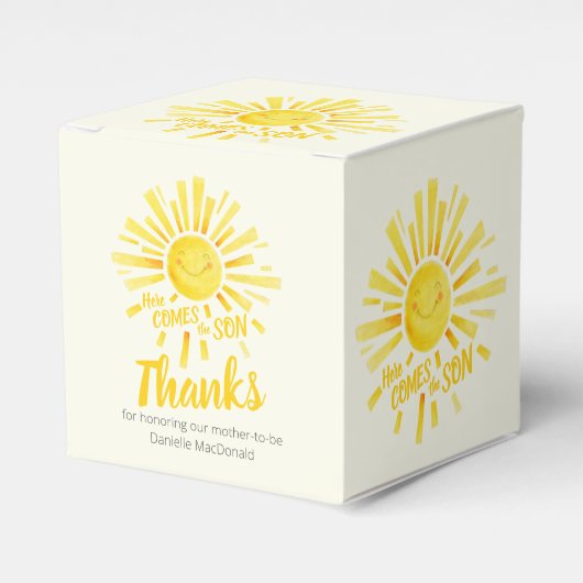 Baby shower hier komt de zon geel dank u bedankdoosjes (Voorkant Zijde)
