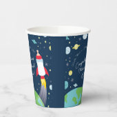 Baby shower met flesje met buitenkant papieren bekers (Links)