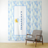 Baby shower met getextureerde blauwe en witte wolk wandkleed (In situ)