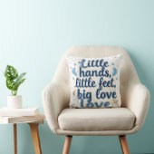 Baby shower met kleine voetjes kussen (Stoel)