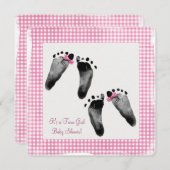 Baby shower met twee kinderen met voetafdrukken kaart (Voorkant / Achterkant)