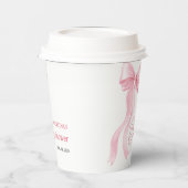 Baby shower paper cups with a delicate bow. papieren bekers (Links)