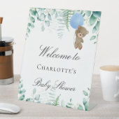 Baby shower teddy bek blauw eucalyptusbos reclamebord met voetstuk (Insitu)