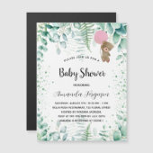 Baby shower teddy draagt eucalyptusmeisje luxe magnetische uitnodiging (Voorkant / Achterkant)