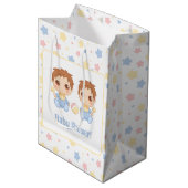 Baby shower Twin Boys Medium Cadeauzakje (Voorkant Gekanteld)