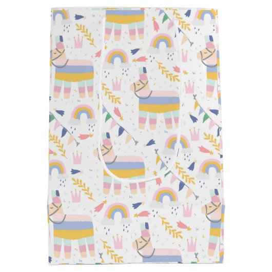 Baby shower van Cute Pastel Llamas en Rainbows Medium Cadeauzakje (Achterkant)