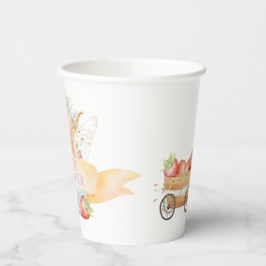 Baby shower van fijne moerassen en aardbeien  papieren bekers (Links)