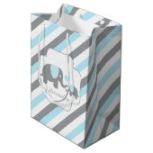 Baby shower van witte, blauwe en grijze stripjes medium cadeauzakje (Achterkant Gekanteld)