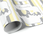 Baby shower van witte, gele en grijze stripjes cadeaupapier (Rol Hoek)