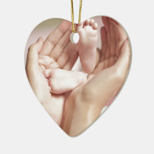 Baby shower Wieg Nursery Verwacht moedermoeder Keramisch Ornament (Links)