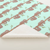 Baby sleuven hangen aan boompatroon sherpa deken (3/4)