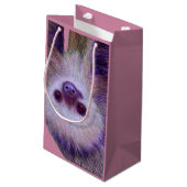 Baby Sloth Klein Cadeauzakje (Achterkant Gekanteld)