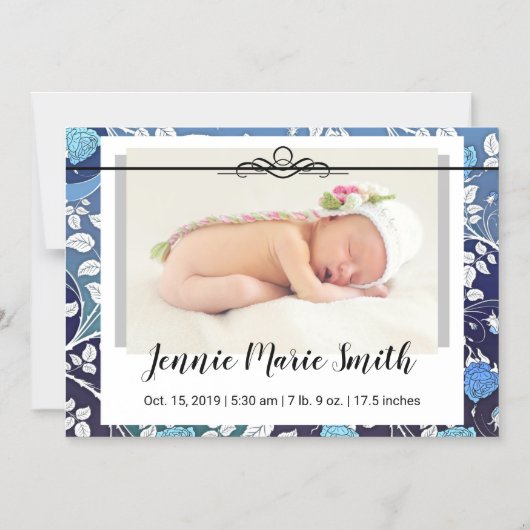 Baby Stats Aankondiging Blauwe Bloemen Fancy Scrip (Voorkant)