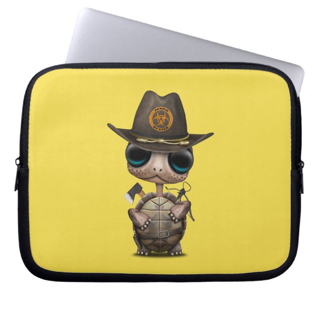 Baby Turtle Zombie Hunter Laptop Sleeve (Voorkant)