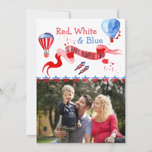 Baby Twee Rood Wit en Blauw Foto Zwangerschap Aankondiging (Voorkant)