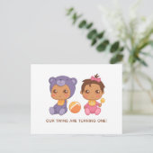 Baby Twins First Birthday Girl Beer Invitation 2 Briefkaart (Staand voorkant)