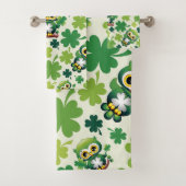 Baby Uil Schattig St Patrick Cartoon Bad Handdoek (Insitu)