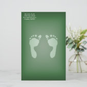 Baby voetafdrukken (groen) briefpapier (Staand voorkant)