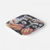 Baby wasberen in handen Papieren Borden Papieren Bordje (Gebogen)