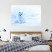 Baby White Artic Fox bij sneeuw Canvas Afdruk (Insitu (Slaapkamer))