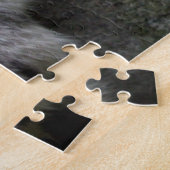 Baby White Leopard kijkt naar je vanaf een rots Legpuzzel (Zijkant)