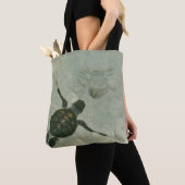 Baby Zee schildpad naar Zee Tote Bag (Dichtbij)