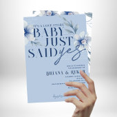Baby zei gewoon ja Blue bloemens engagement Kaart