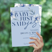 Baby zei net ja Blauwe bloem engagement Kaart