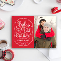 Baby zijn koude foto buiten het Rode Manuscript