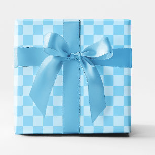 Babyblauw geruit cadeaupapier
