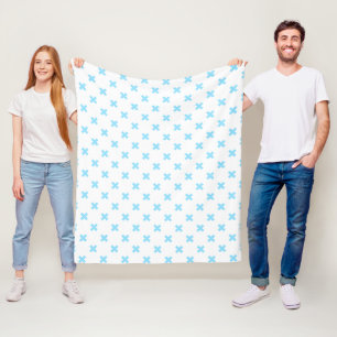 Babyblauwe kruisstiften op wit fleece deken