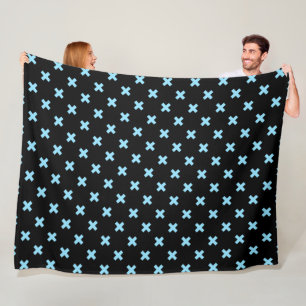 Babyblauwe kruisstiften op zwart fleece deken