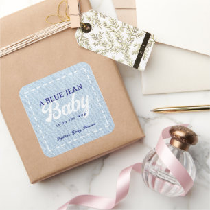 Babyborrel voor een jongetje in blauwe spijkerstof vierkante sticker