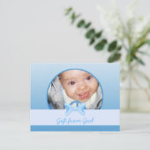 Babyjongen Foto Cadeau van God Blauwe strik Bijbel Briefkaart (Staand voorkant)