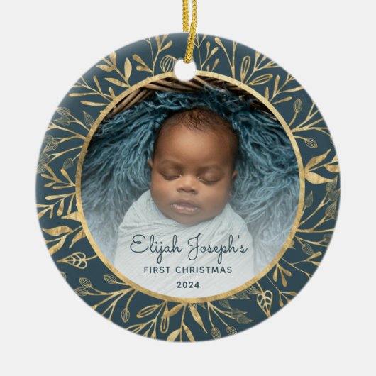 Baby's 1e Kerstfoto Goud Bladerdek Blauwgroen Rond Keramisch Ornament (Voorkant)