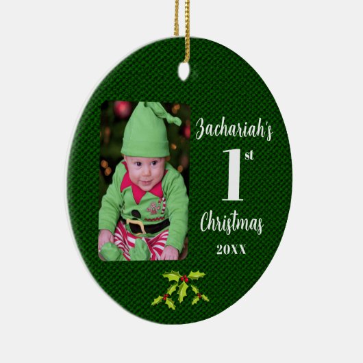 Baby's 1e Kerstmis Groene Faux Stof Rond Keramisch Ornament (Rechts)